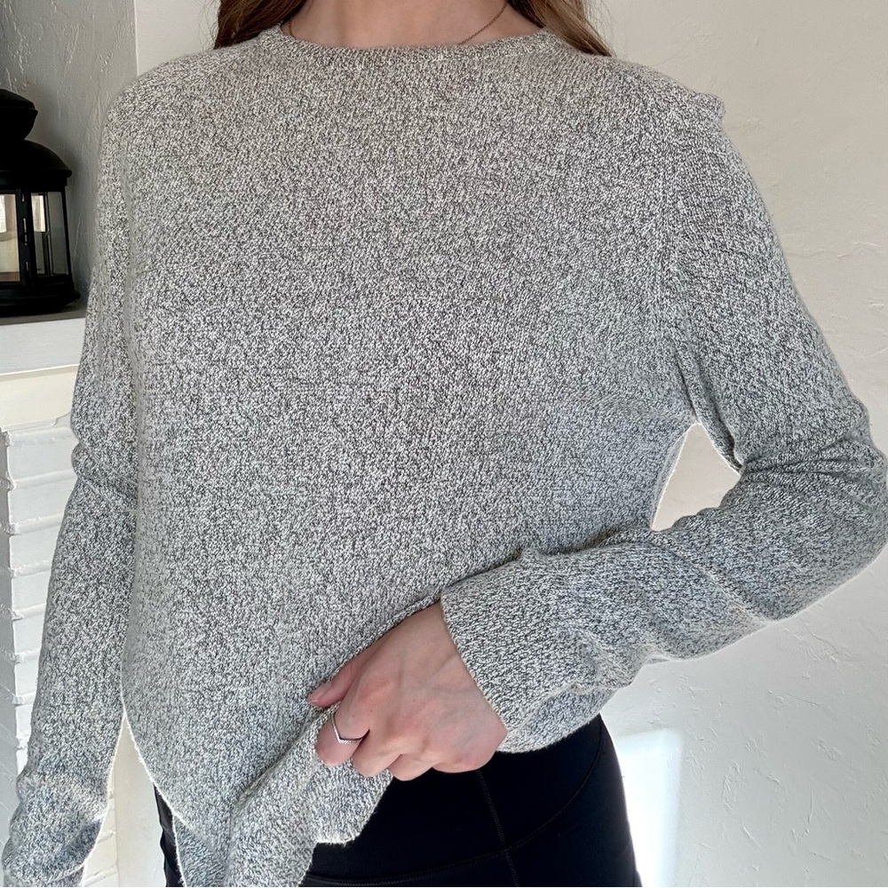 Brandy Melville | John Galt Oatmeal Sweater